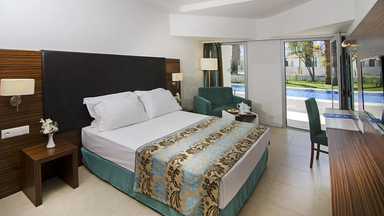 Hotel Palm Wings Kusadasi Beach Resort&Spa
