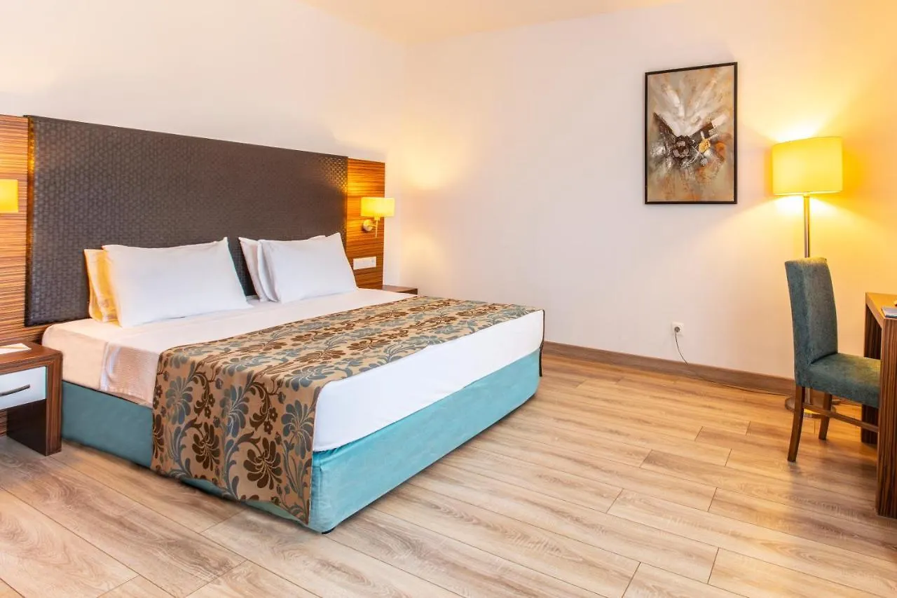 Palm Wings Kusadasi Beach Resort&Spa Turecko