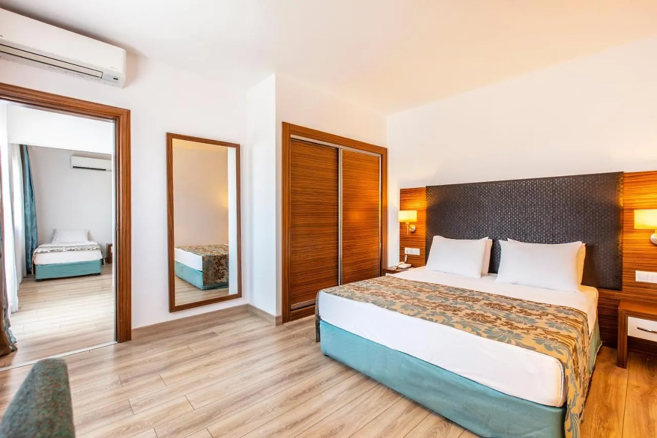 Hotel Palm Wings Kusadasi Beach Resort&Spa